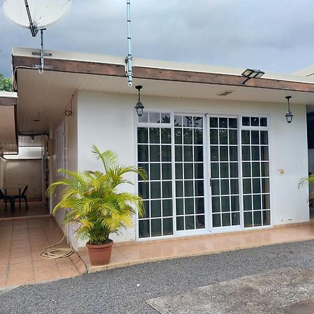 Chaine Lodge Maison Entiere Free Parking & Wifi 3Min De L'Aeroport Faaa Luaran gambar