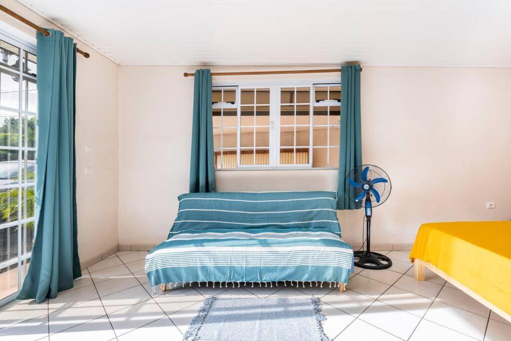 Chaine Lodge Maison Entiere Free Parking & Wifi 3Min De L'Aeroport Faaa Luaran gambar